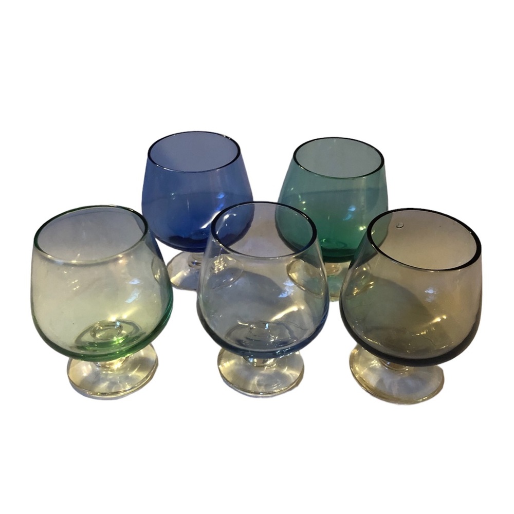 Vintage Mini Shot Glasses Cocktail Glasses 2” , 5 matching and bonus extra Glass